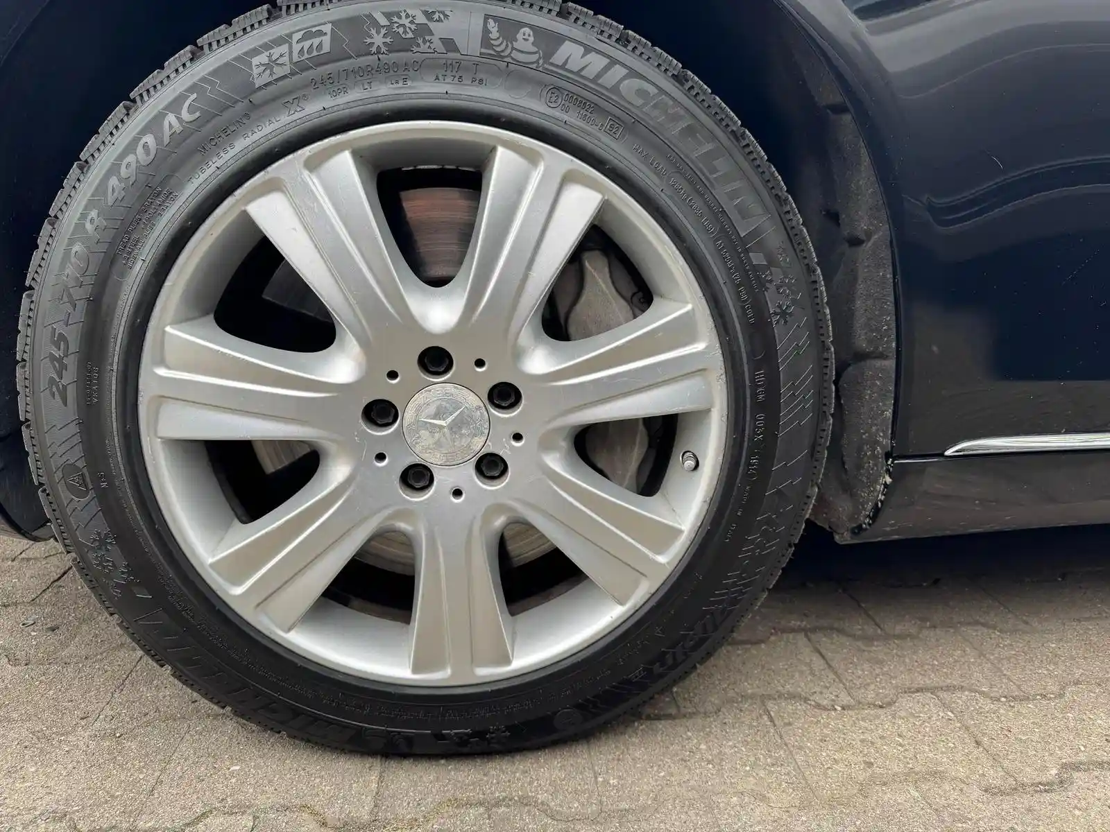 Mercedes-Benz S 600