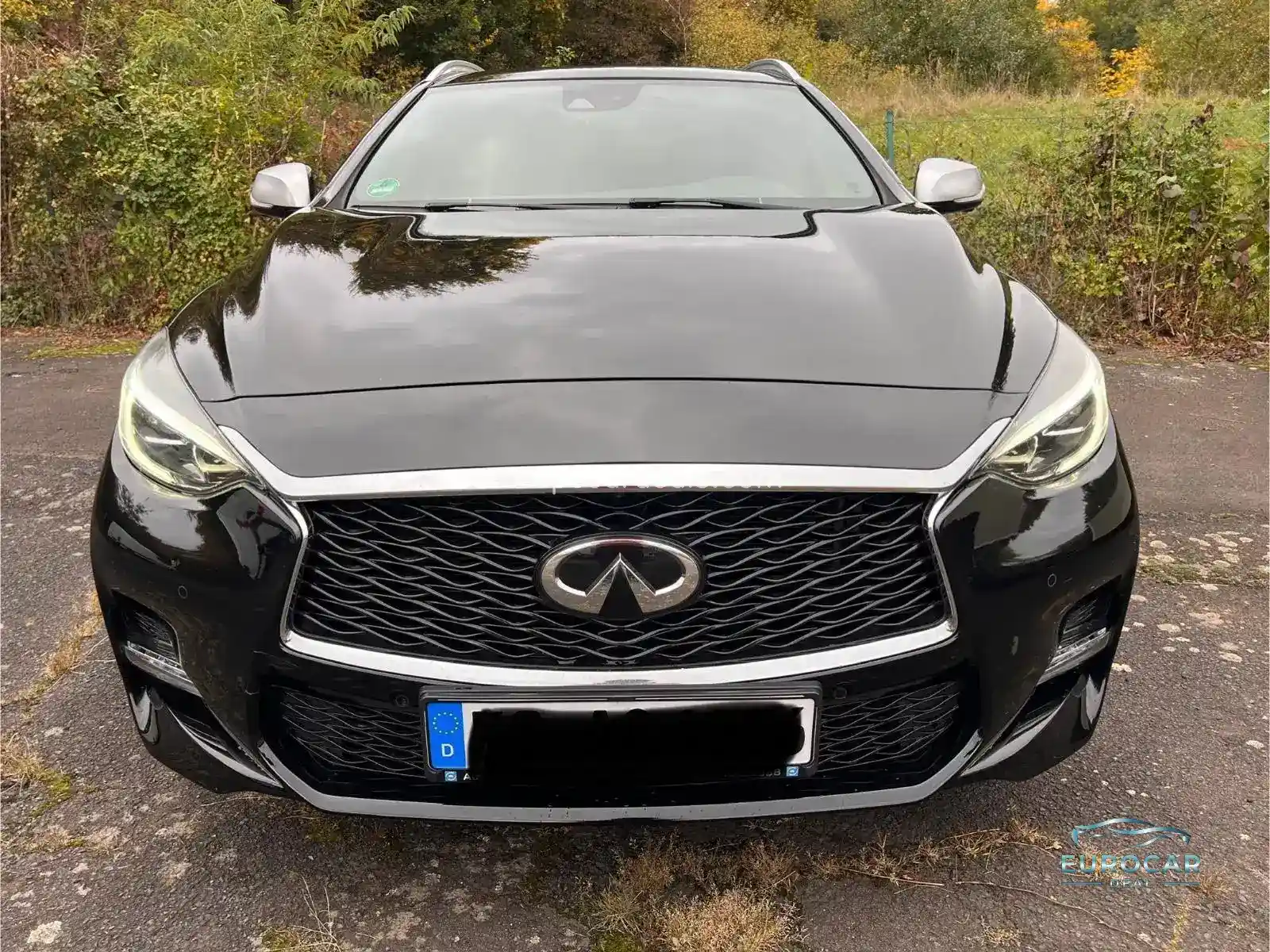 Infiniti Q30