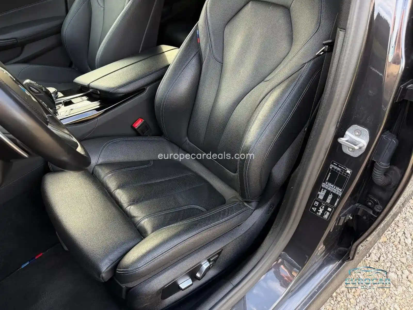 BMW M550