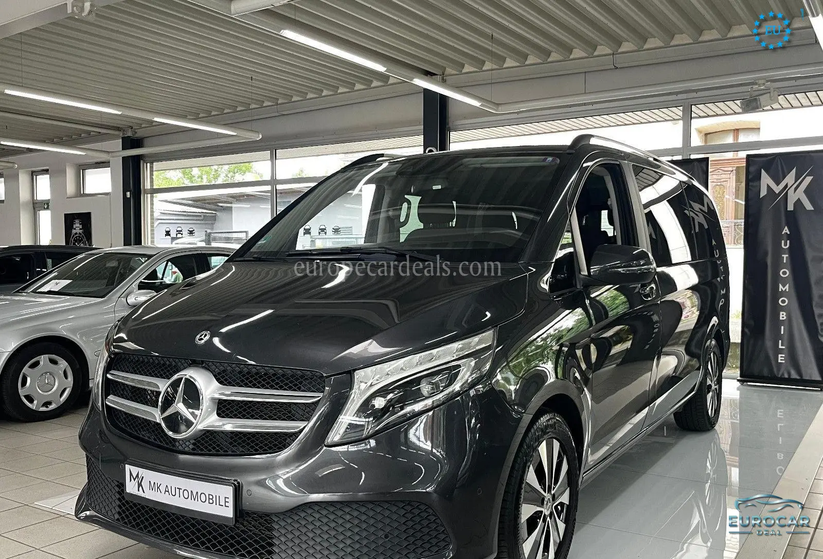 Mercedes-Benz V 220