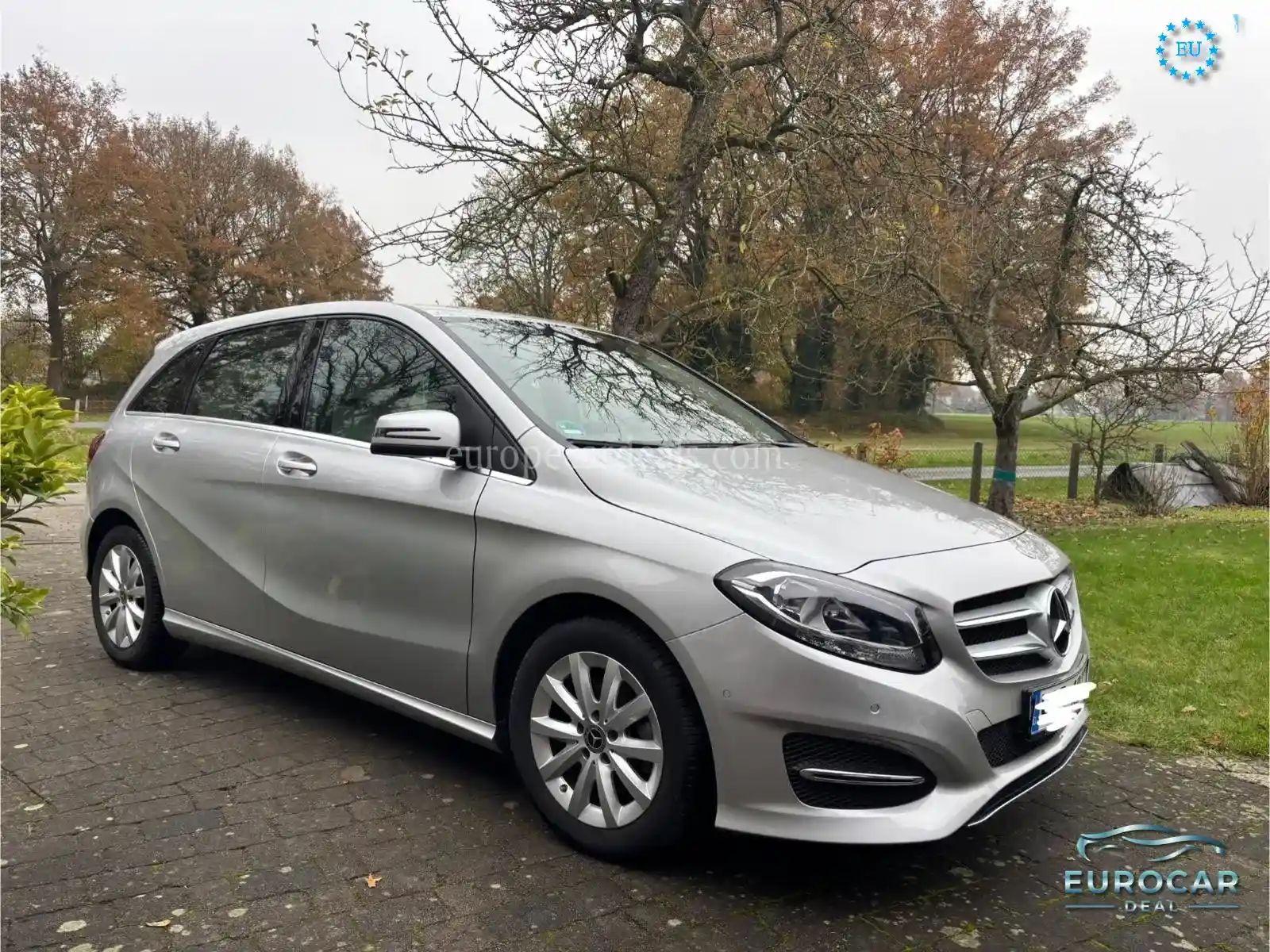 Mercedes-Benz B 180