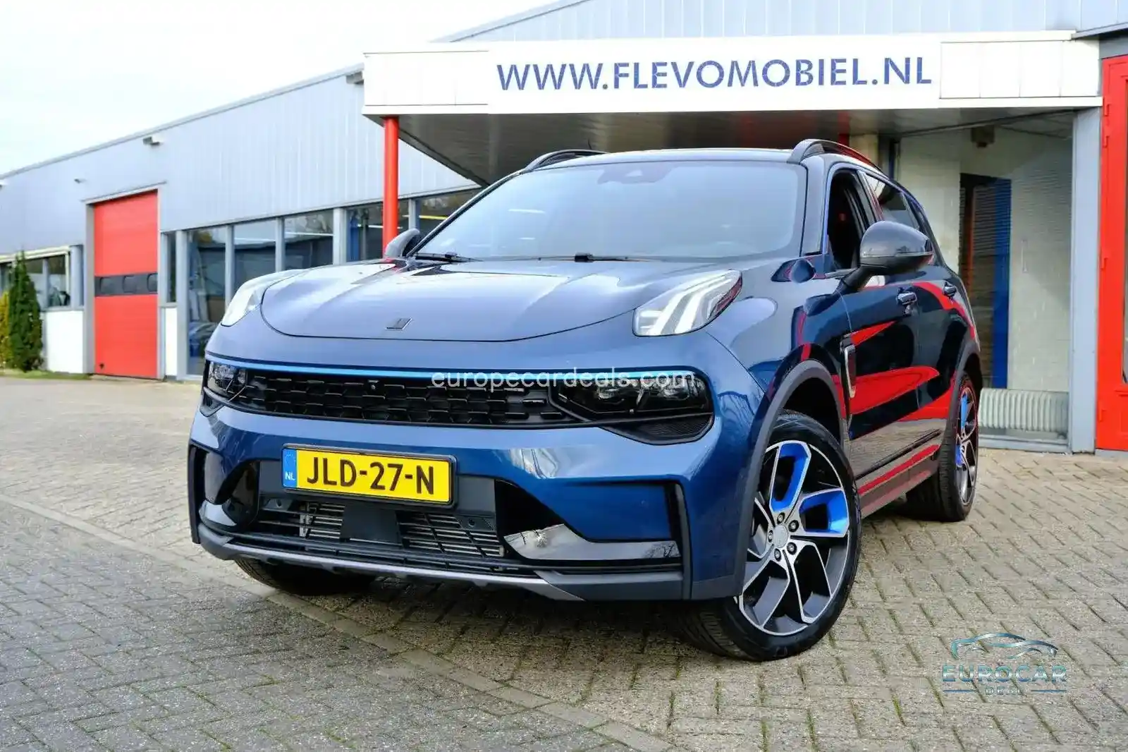 Lynk&Co 01