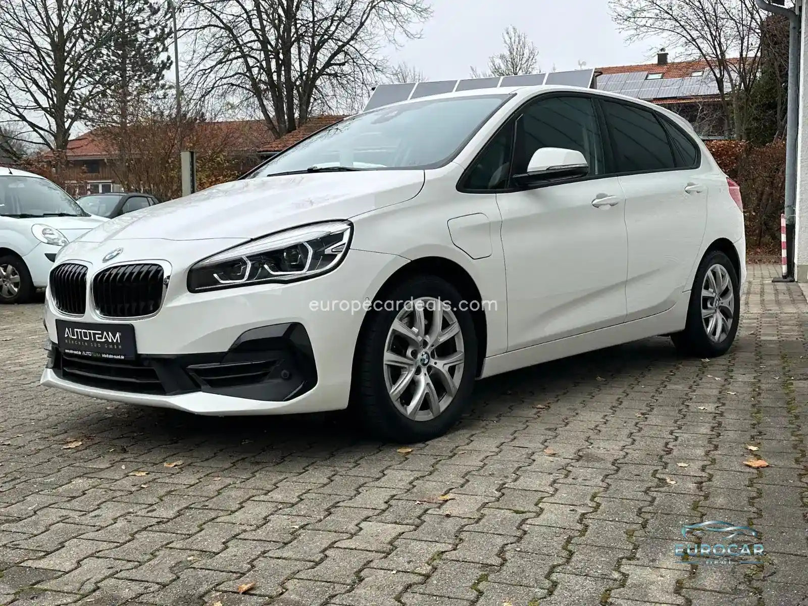 BMW 225