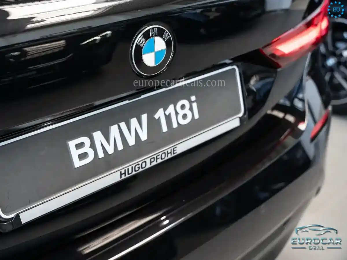 BMW 118