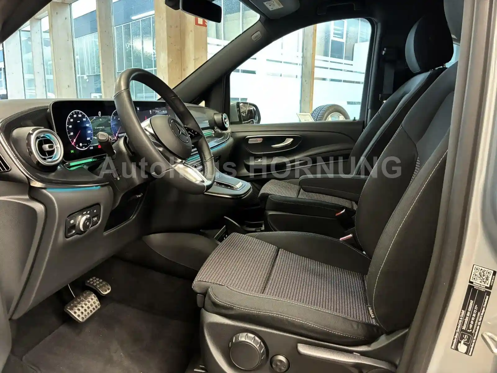 Mercedes-Benz V 250