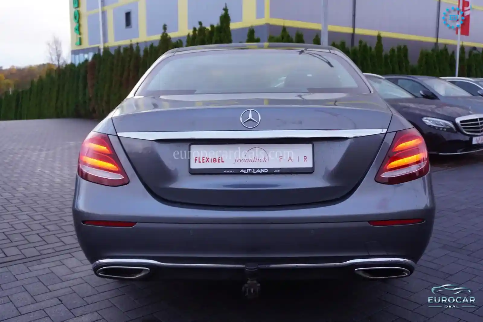 Mercedes-Benz E 200