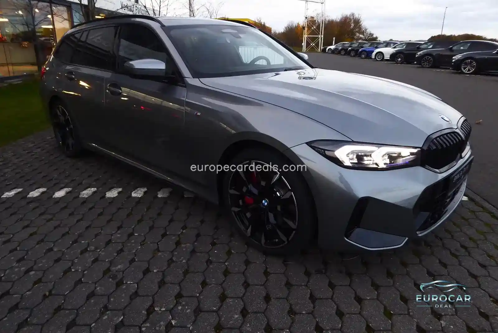 BMW 330