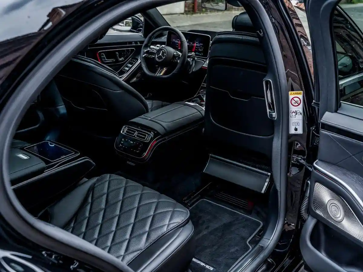 Mercedes-Benz S 500