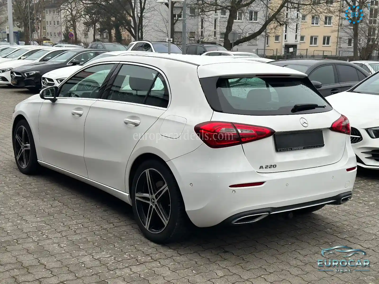 Mercedes-Benz A 220