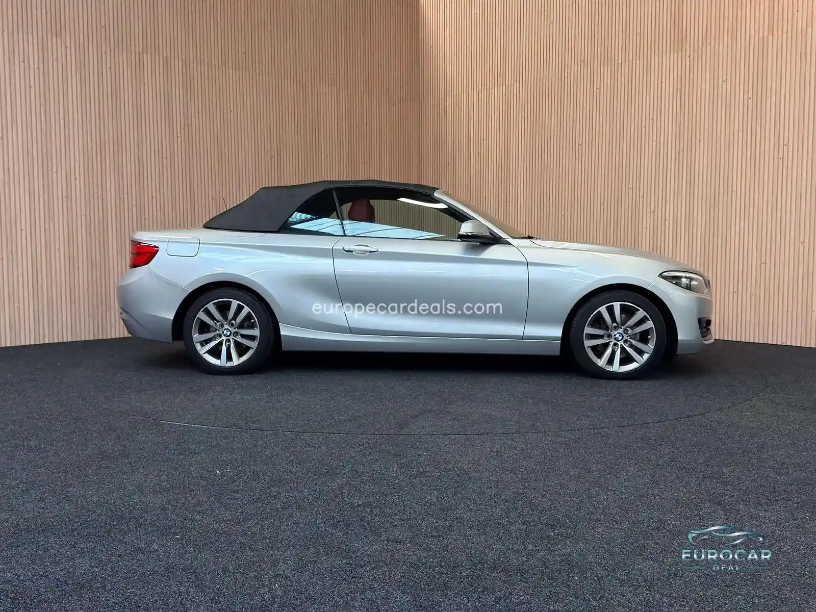 BMW 220