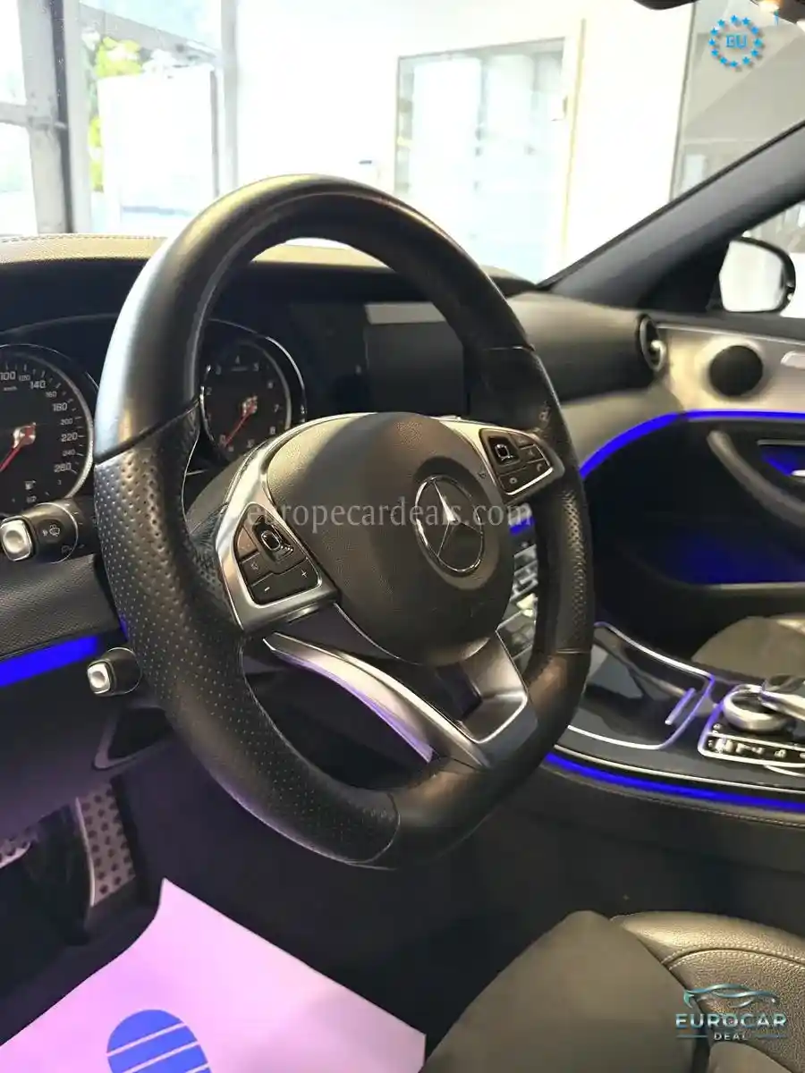 Mercedes-Benz E 200