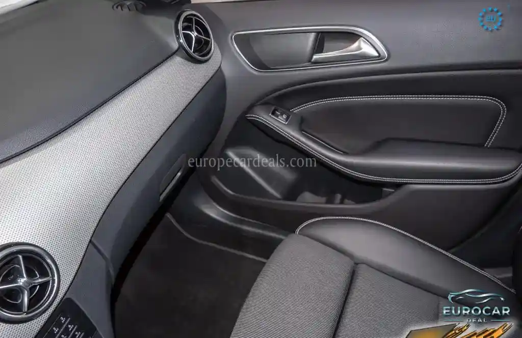 Mercedes-Benz B 220