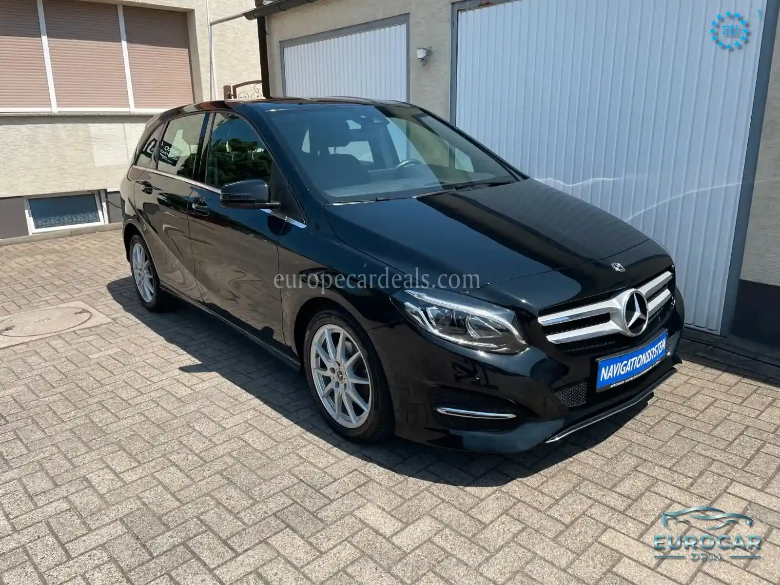 Mercedes-Benz B 180