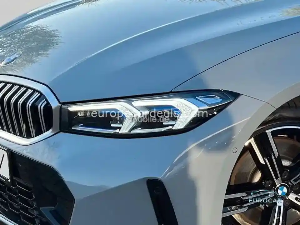 BMW 330
