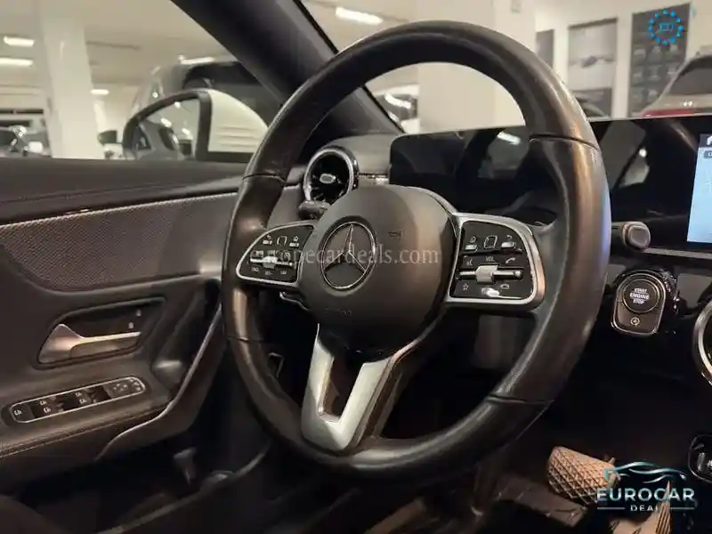 Mercedes-Benz CLA 200 Shooting Brake