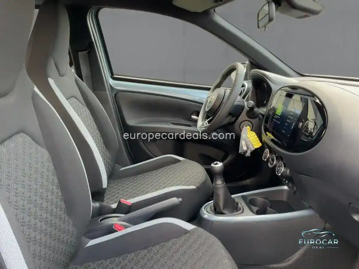 Toyota Aygo (X)