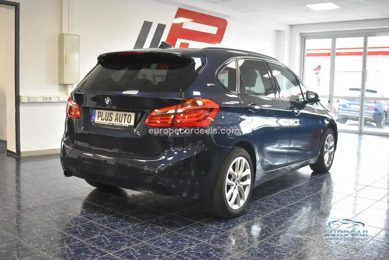 BMW 225