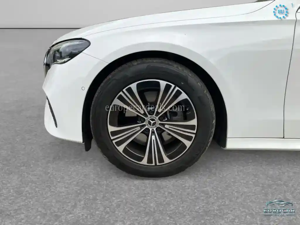 Mercedes-Benz E 200