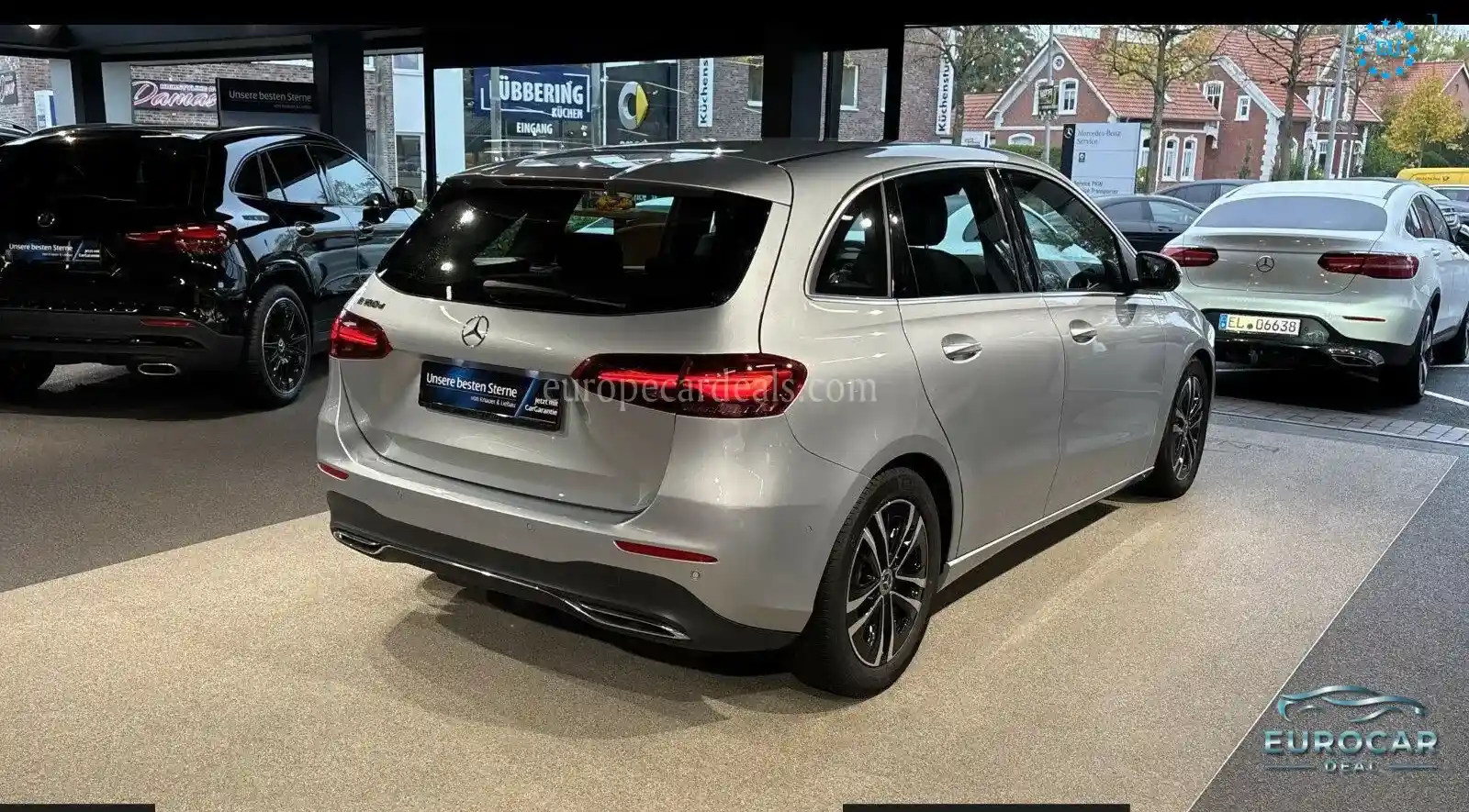 Mercedes-Benz B 180
