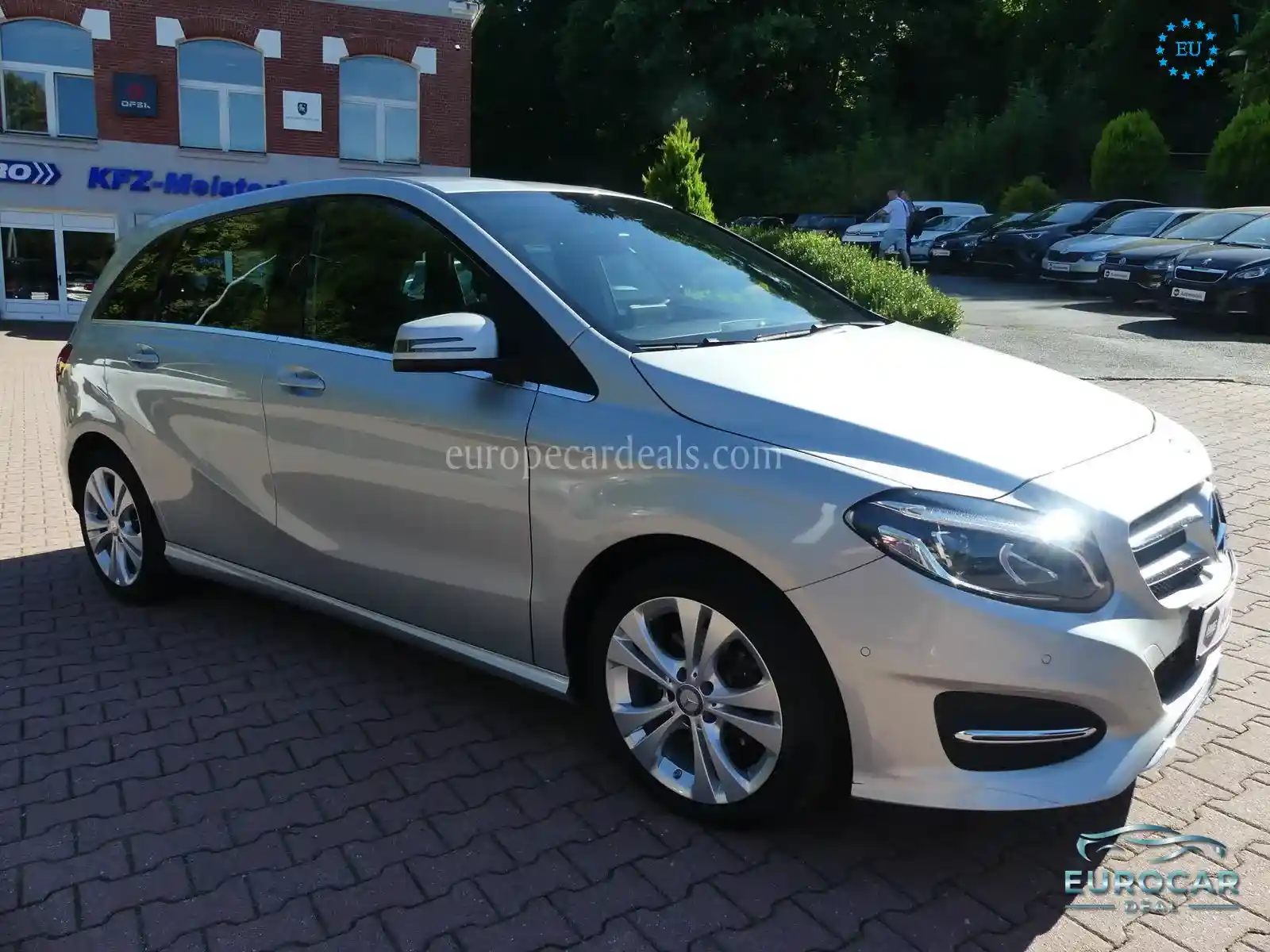 Mercedes-Benz B 200