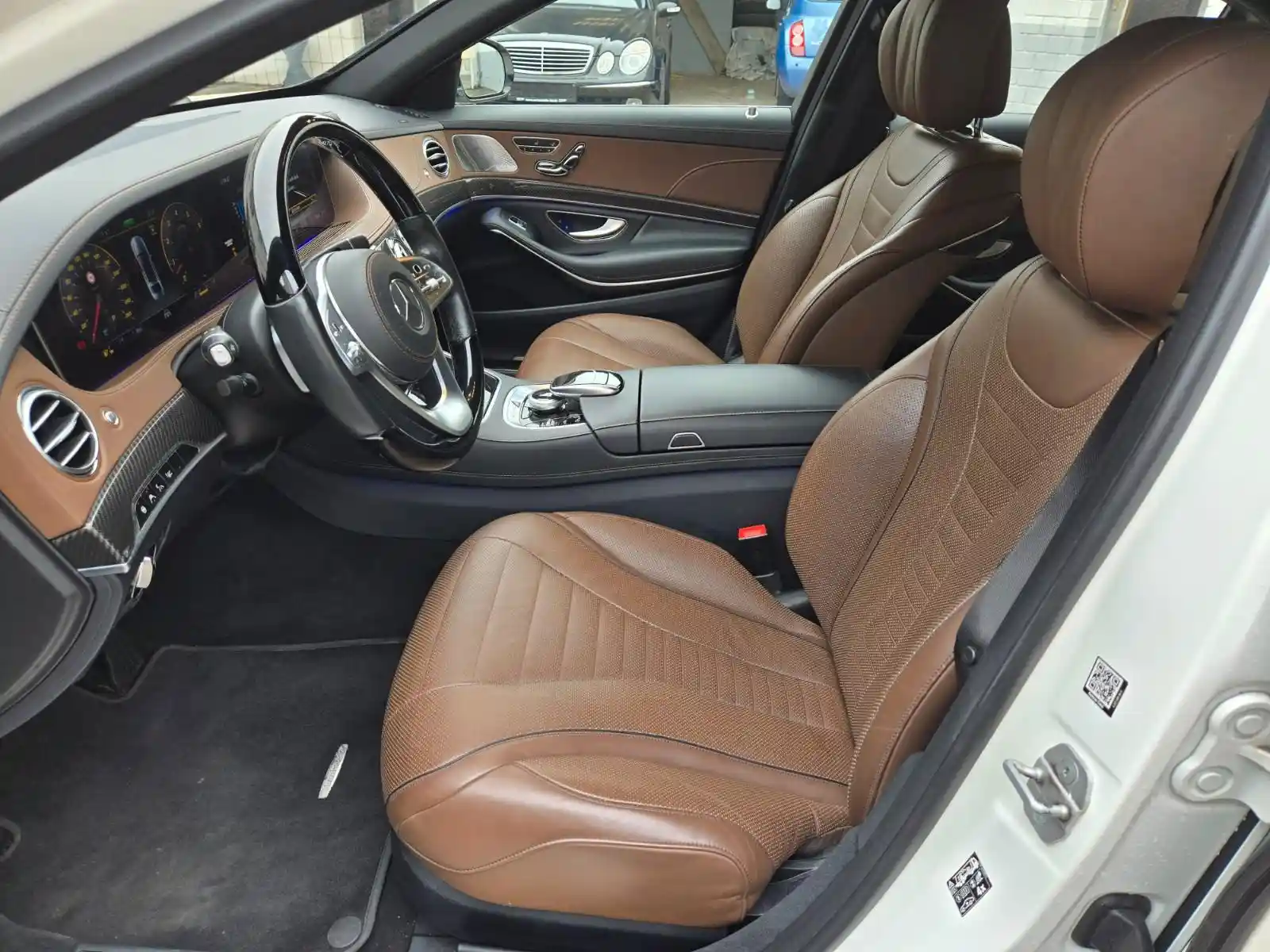 Mercedes-Benz S 500