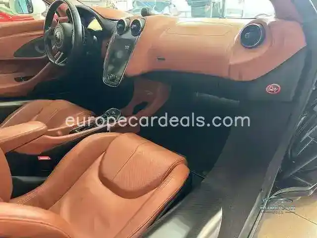 McLaren 570GT