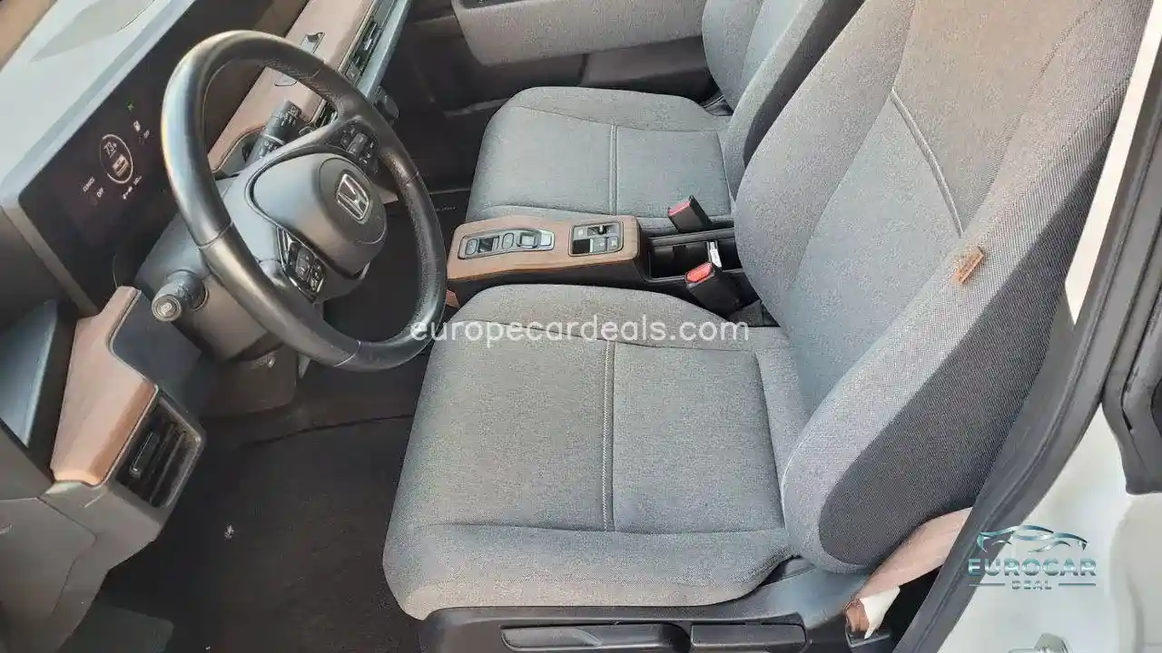 Honda e