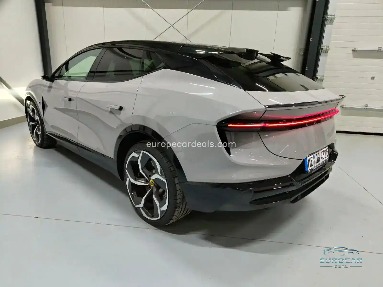 Lotus Eletre