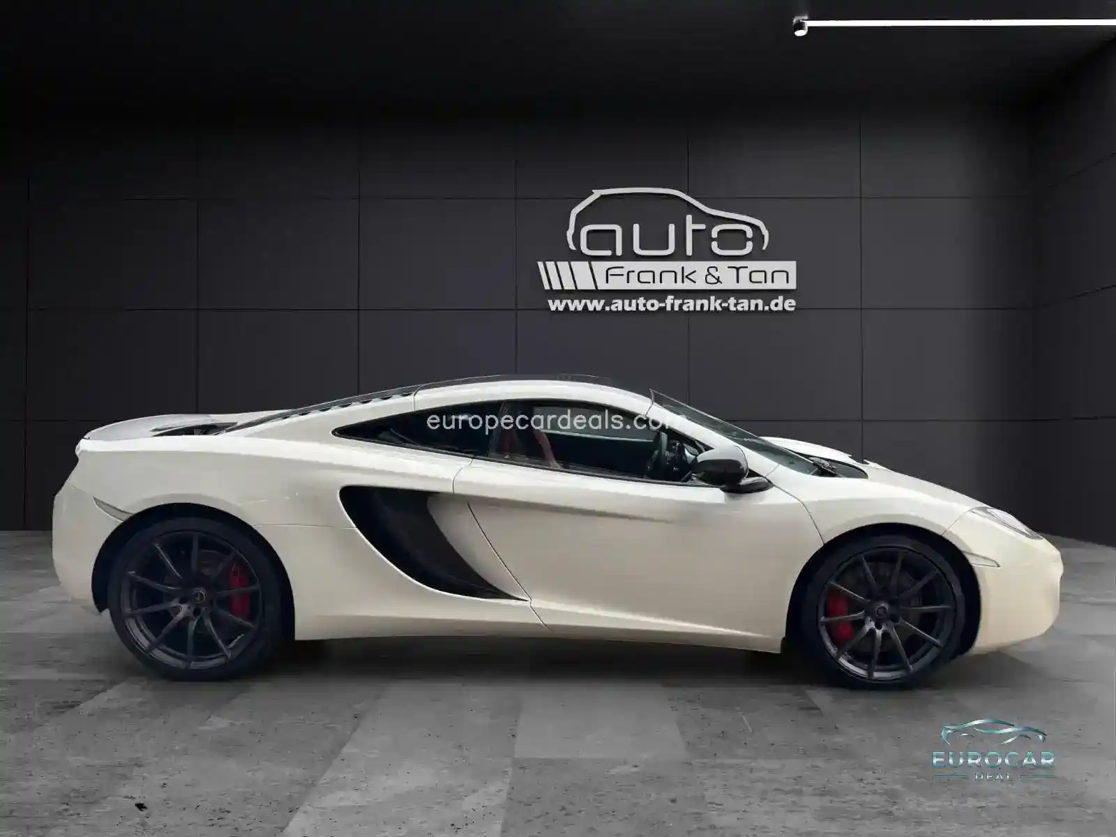 McLaren MP4-12C