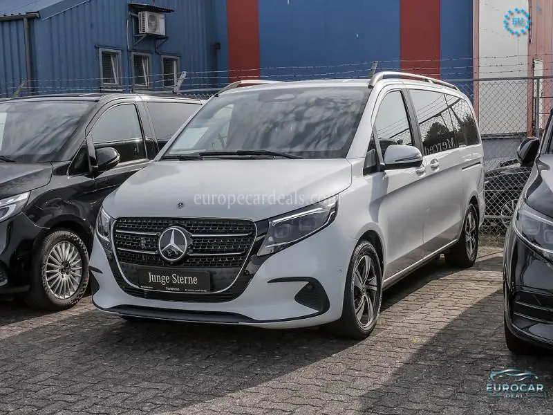 Mercedes-Benz V 220