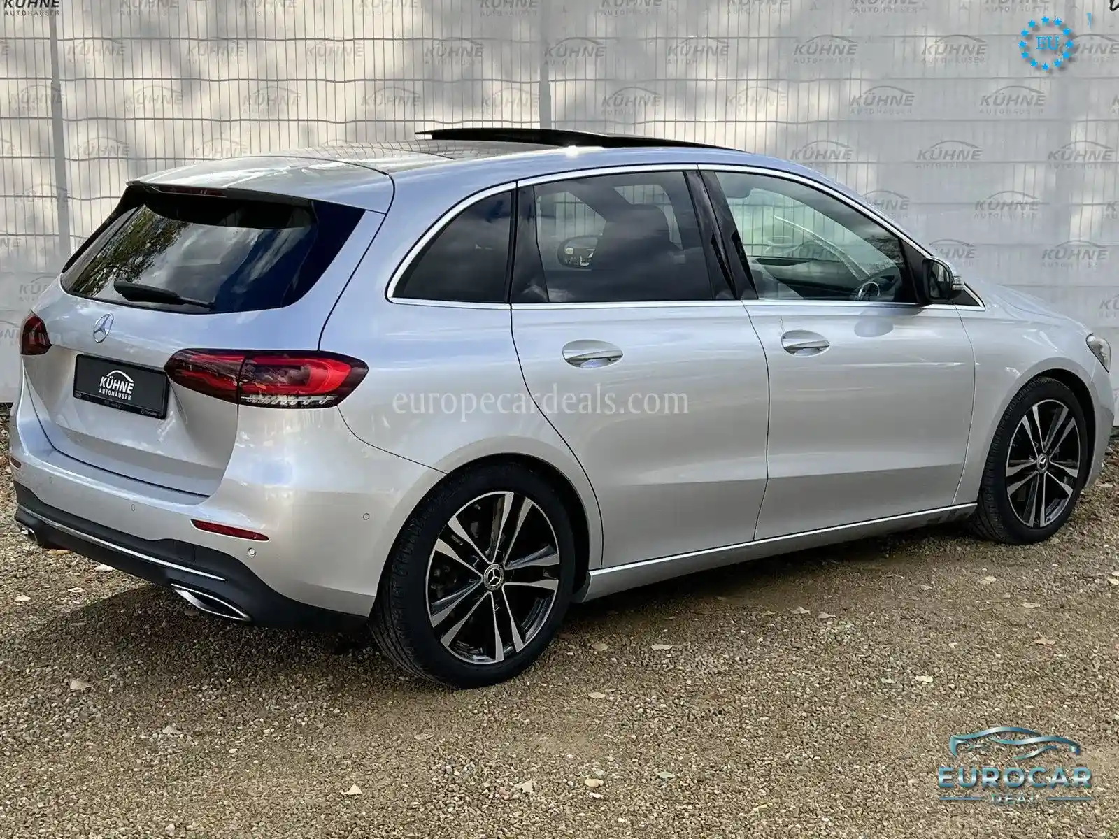 Mercedes-Benz B 220