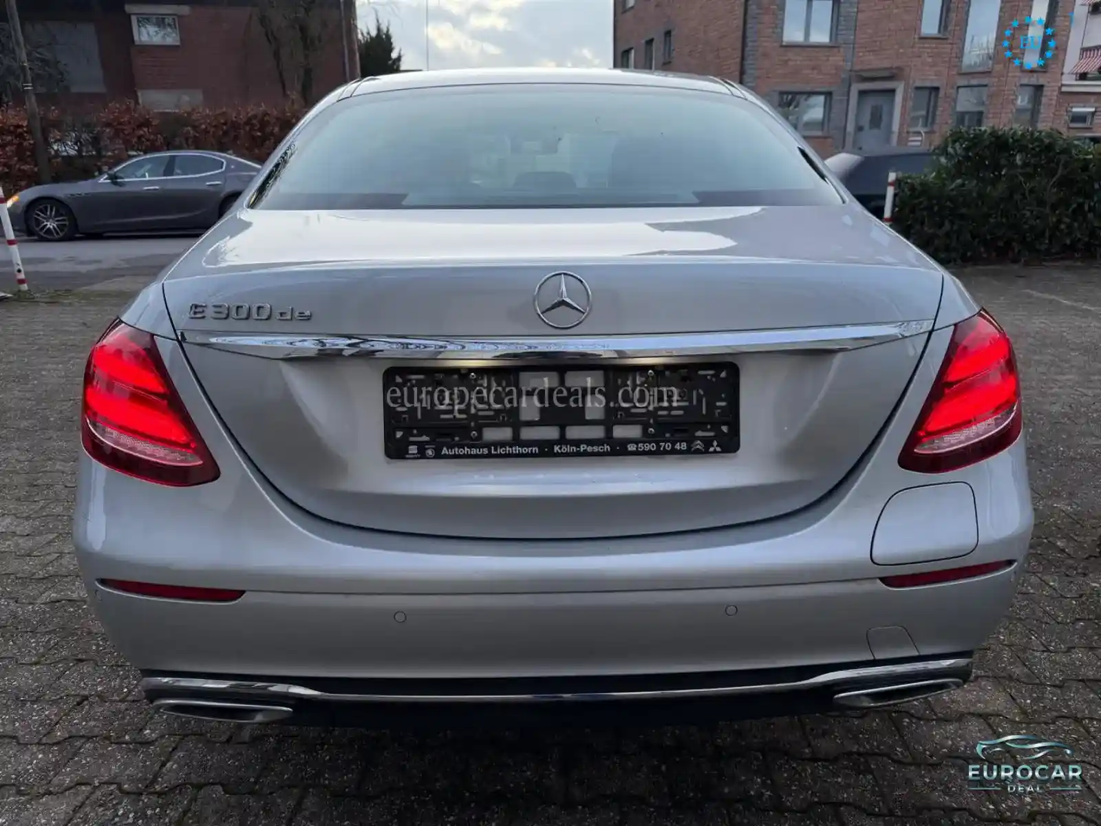 Mercedes-Benz E 300
