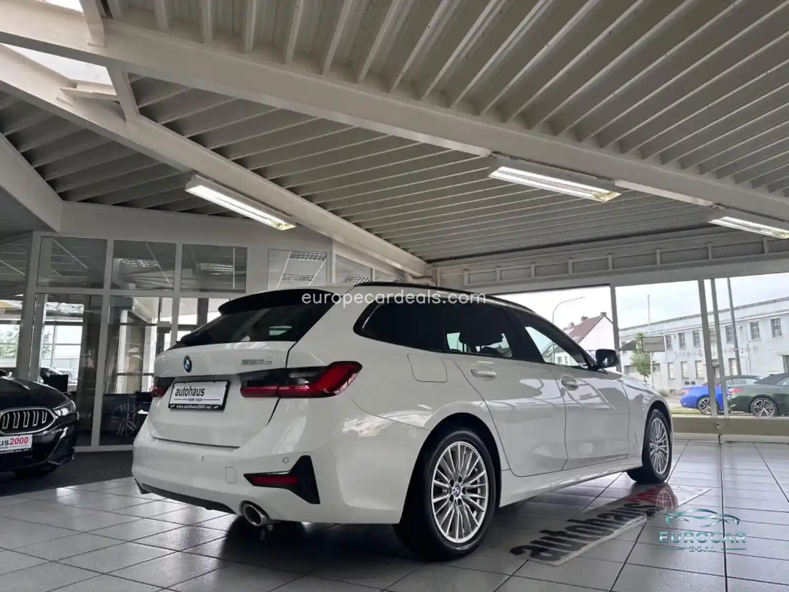 BMW 330