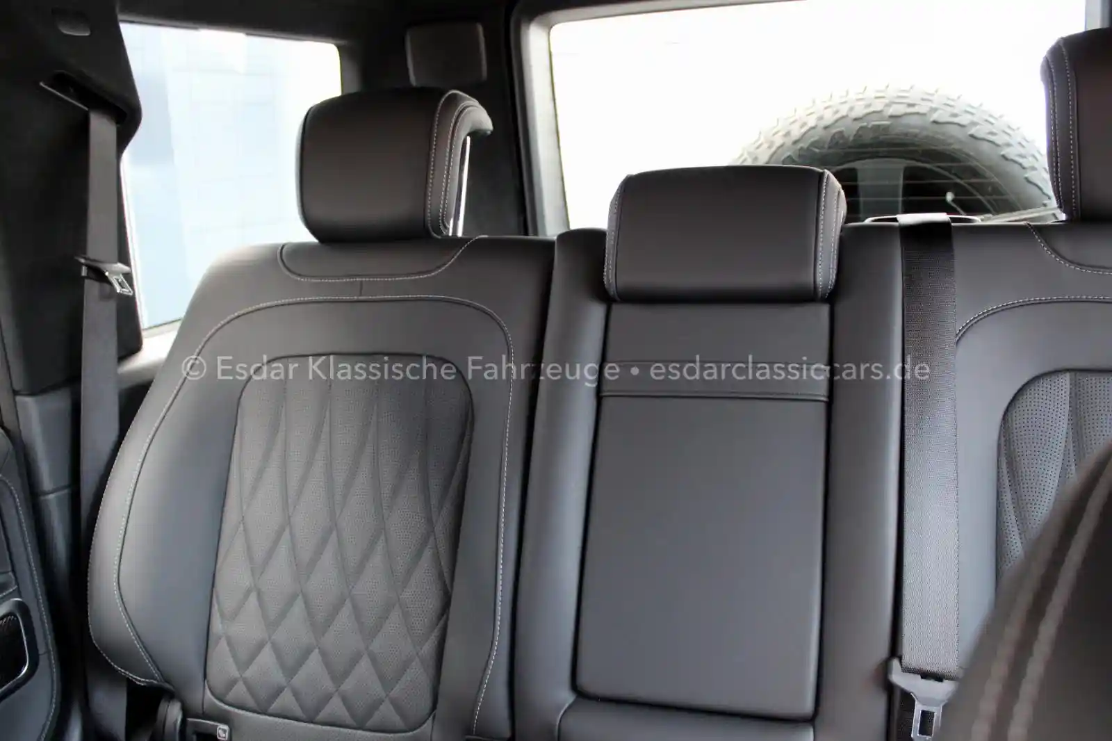 Mercedes-Benz G 500