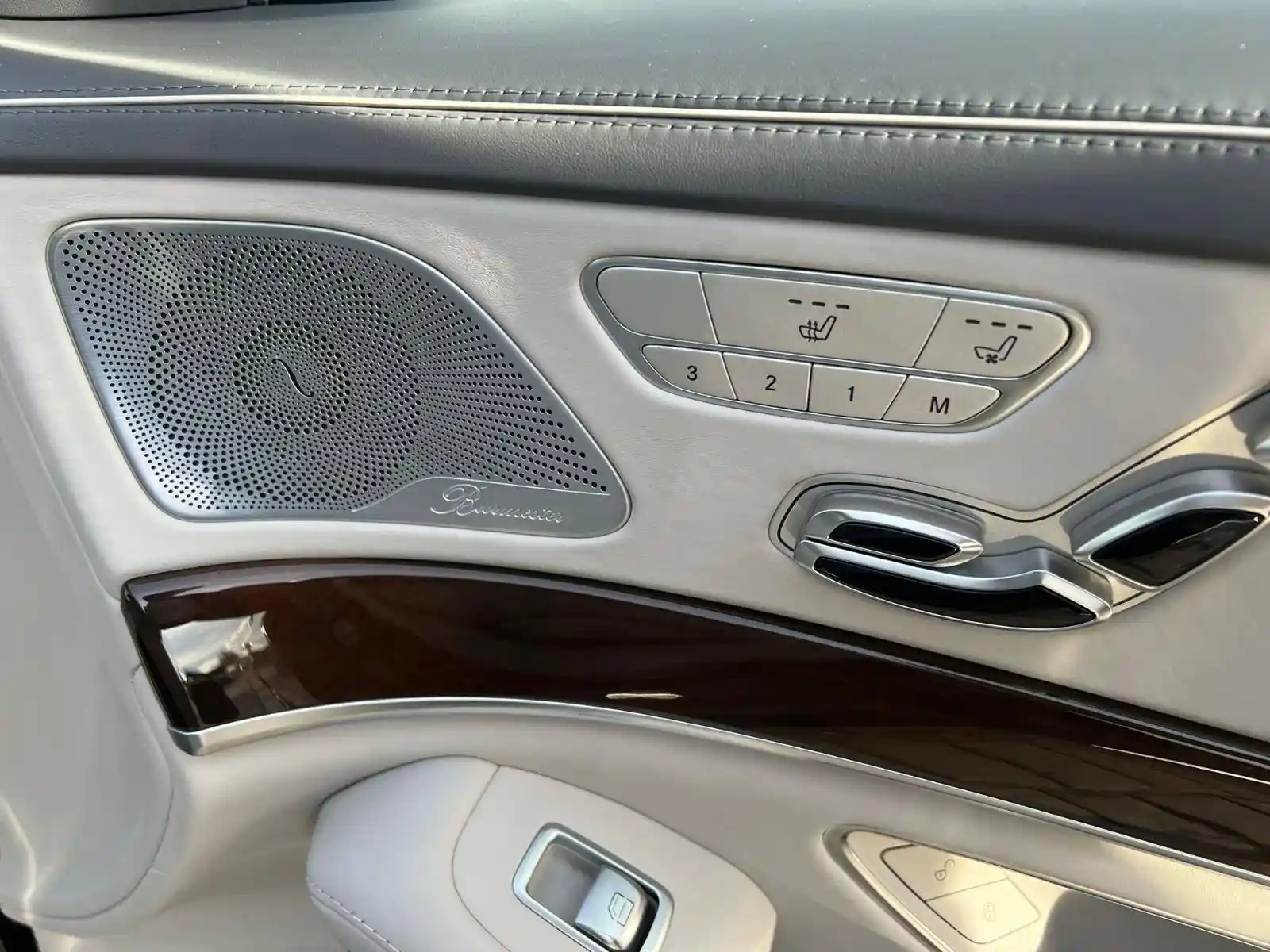 Mercedes-Benz S 500