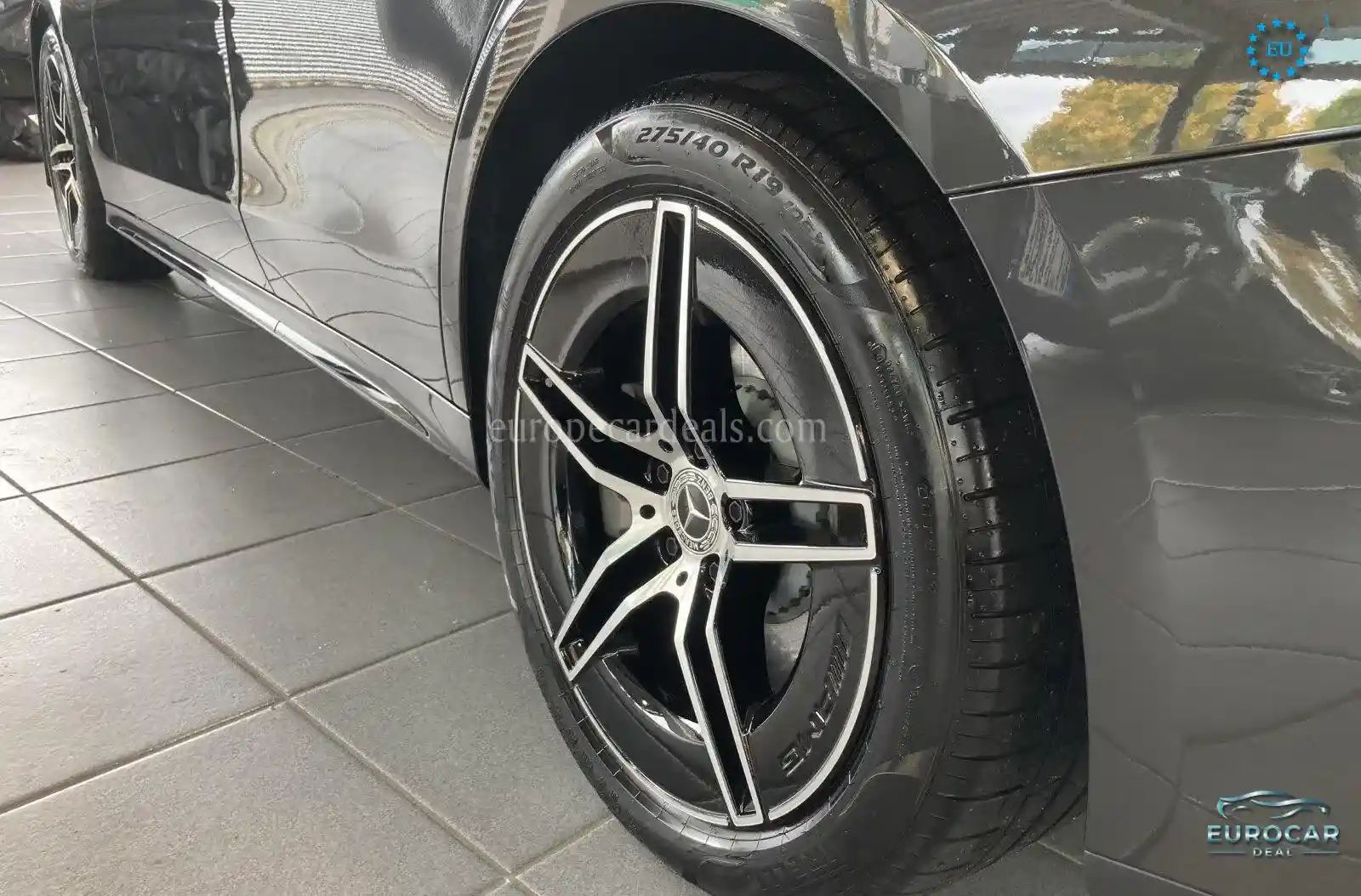 Mercedes-Benz E 300