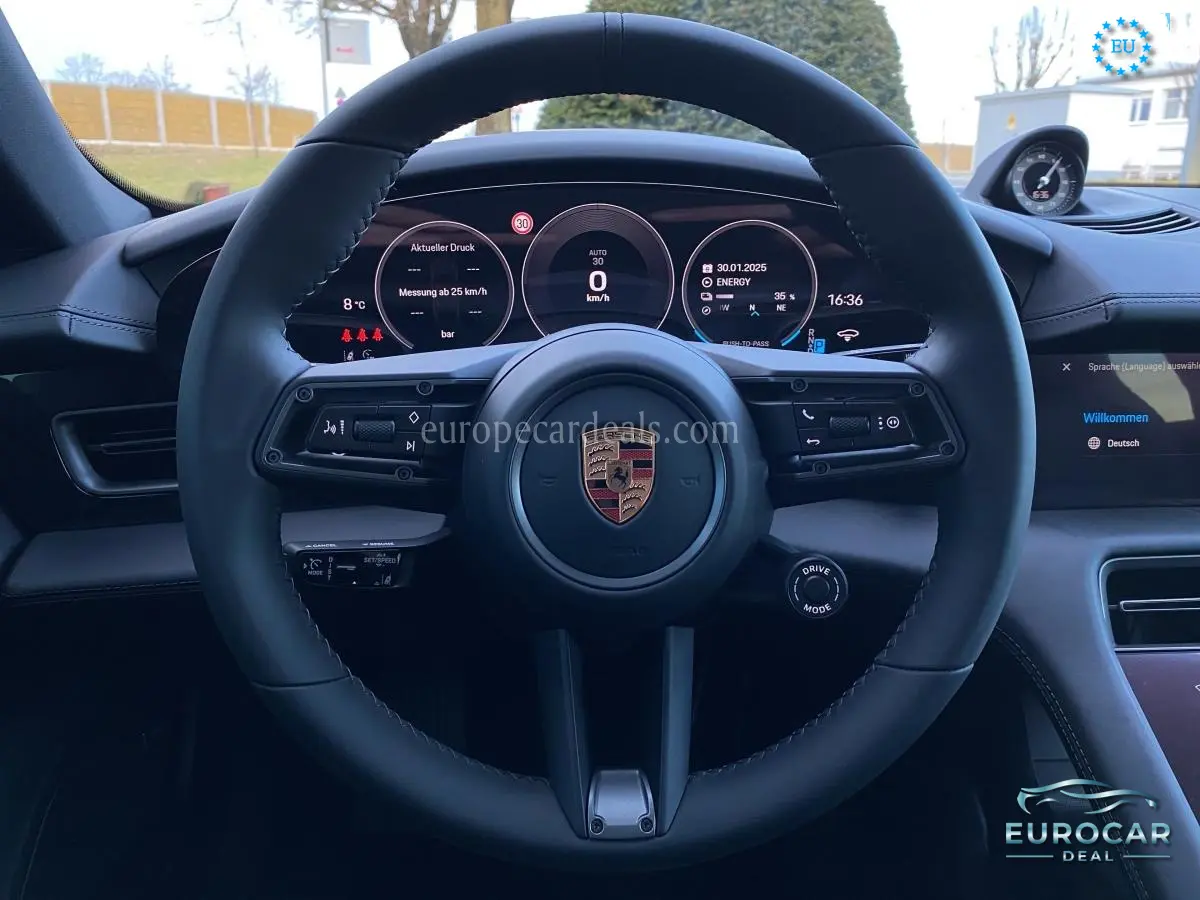 Porsche Taycan