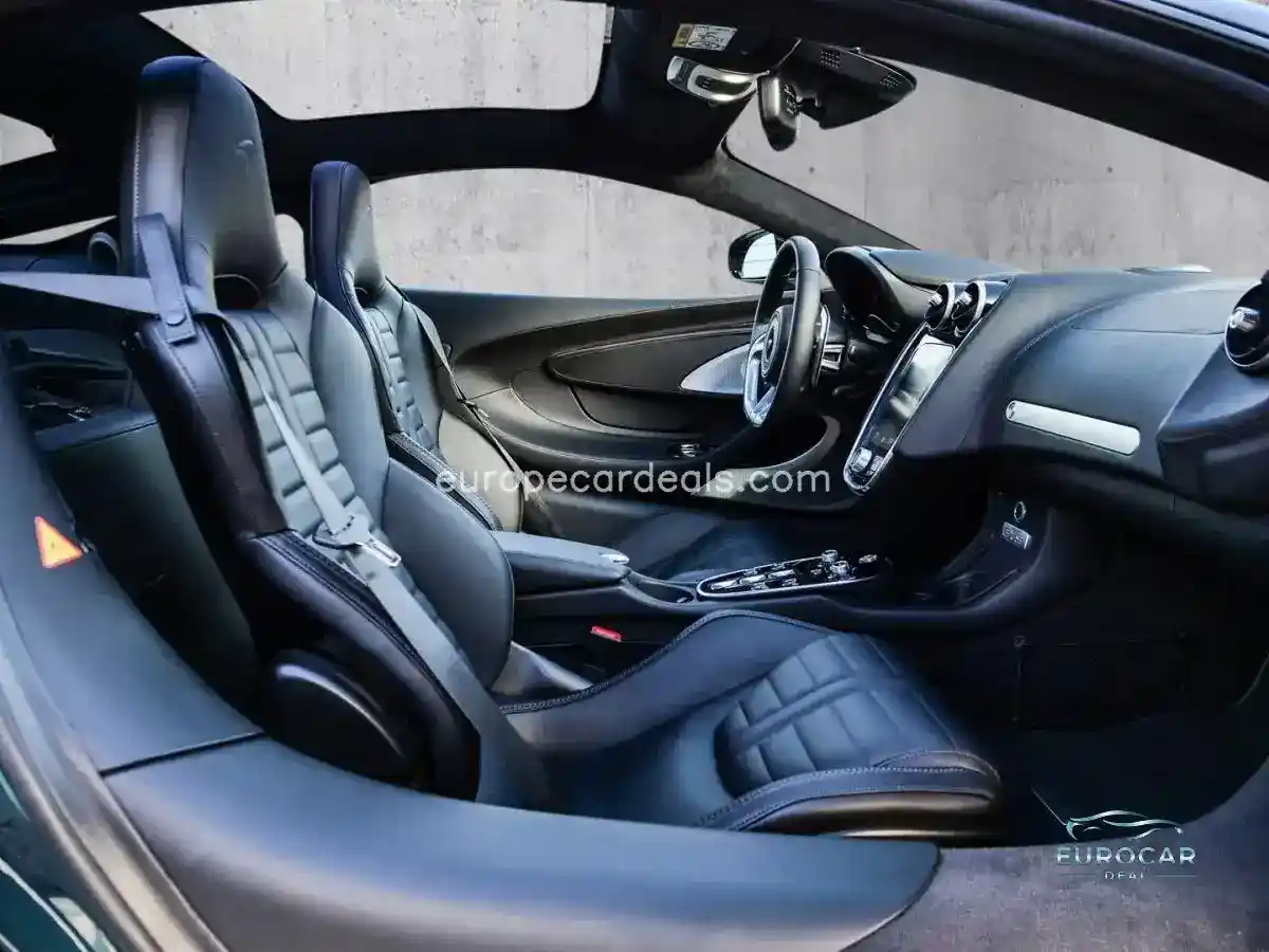 McLaren GTS