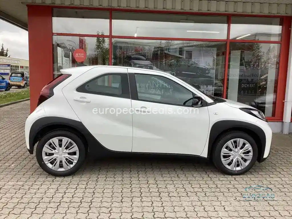 Toyota Aygo (X)