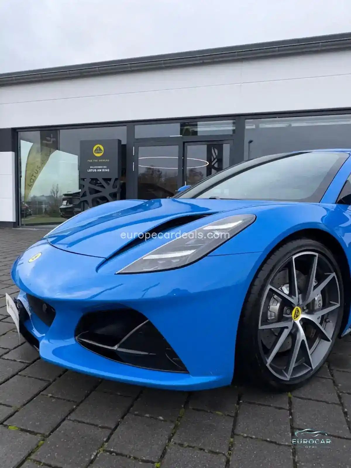 Lotus Emira
