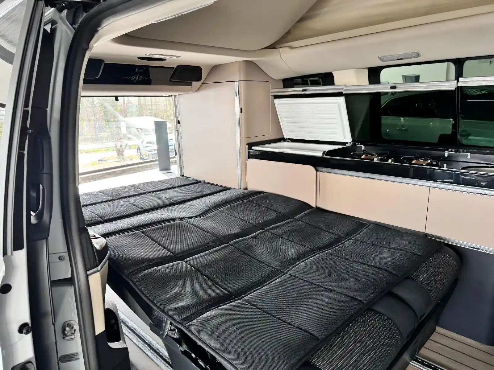 Mercedes-Benz V 250