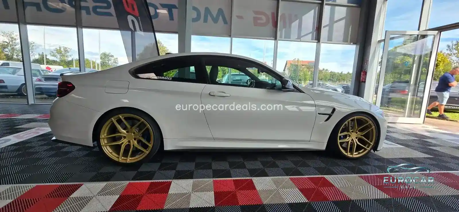 BMW M4
