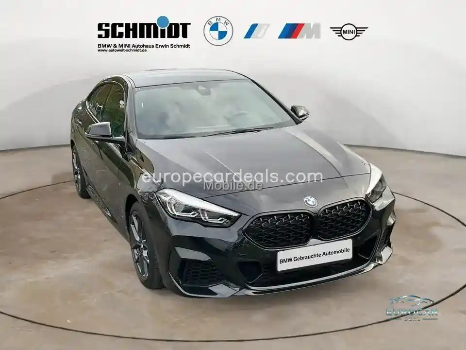 BMW M235