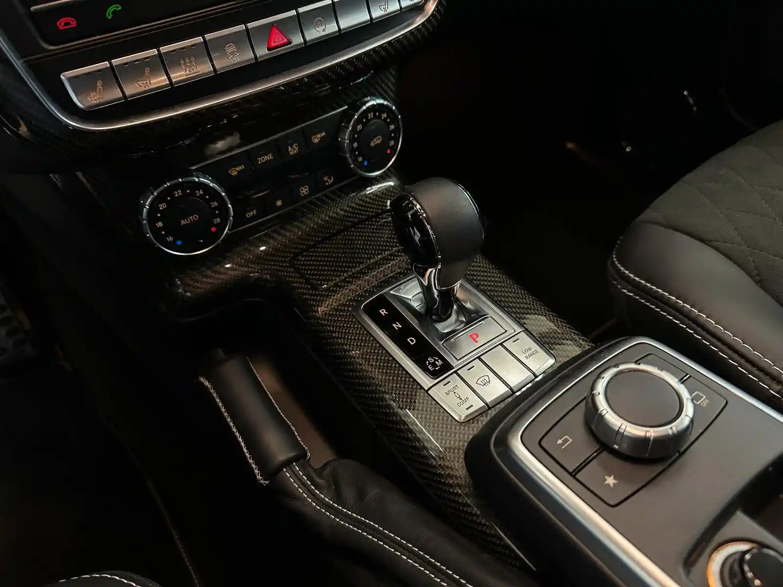 Mercedes-Benz G 500