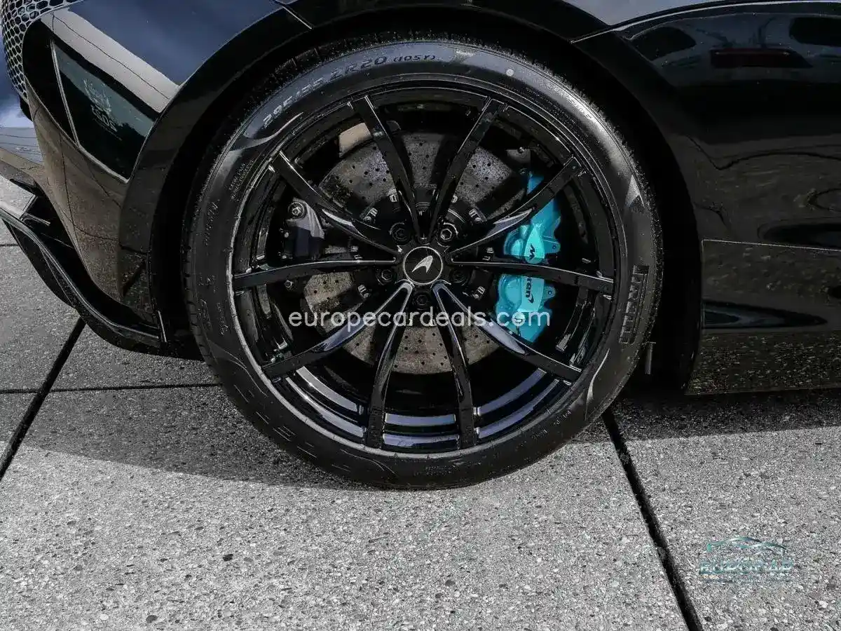McLaren Artura