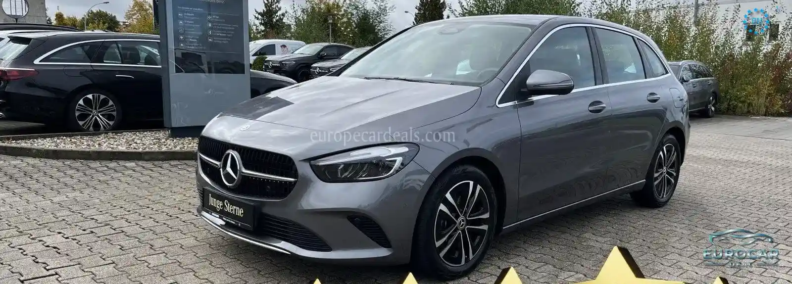 Mercedes-Benz B 180