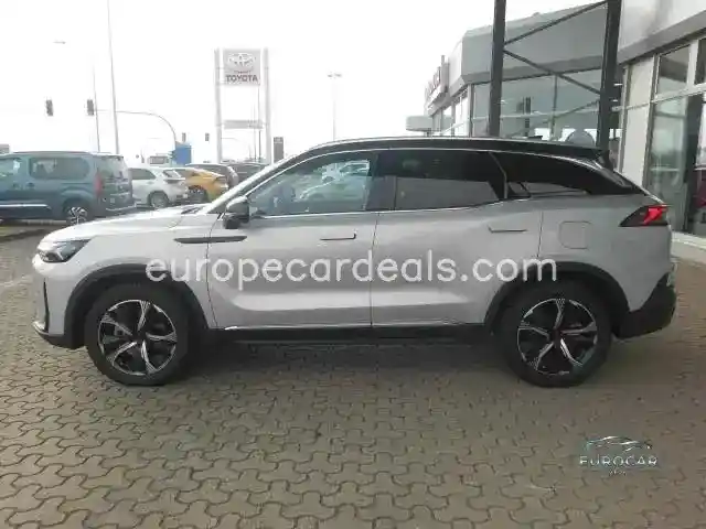 BAIC Beijing X75