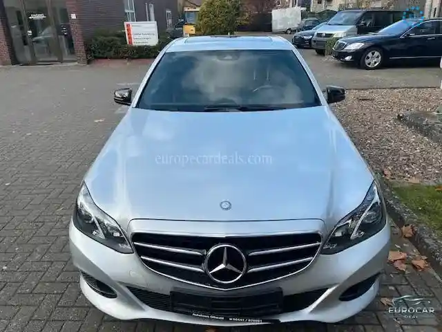 Mercedes-Benz E 220