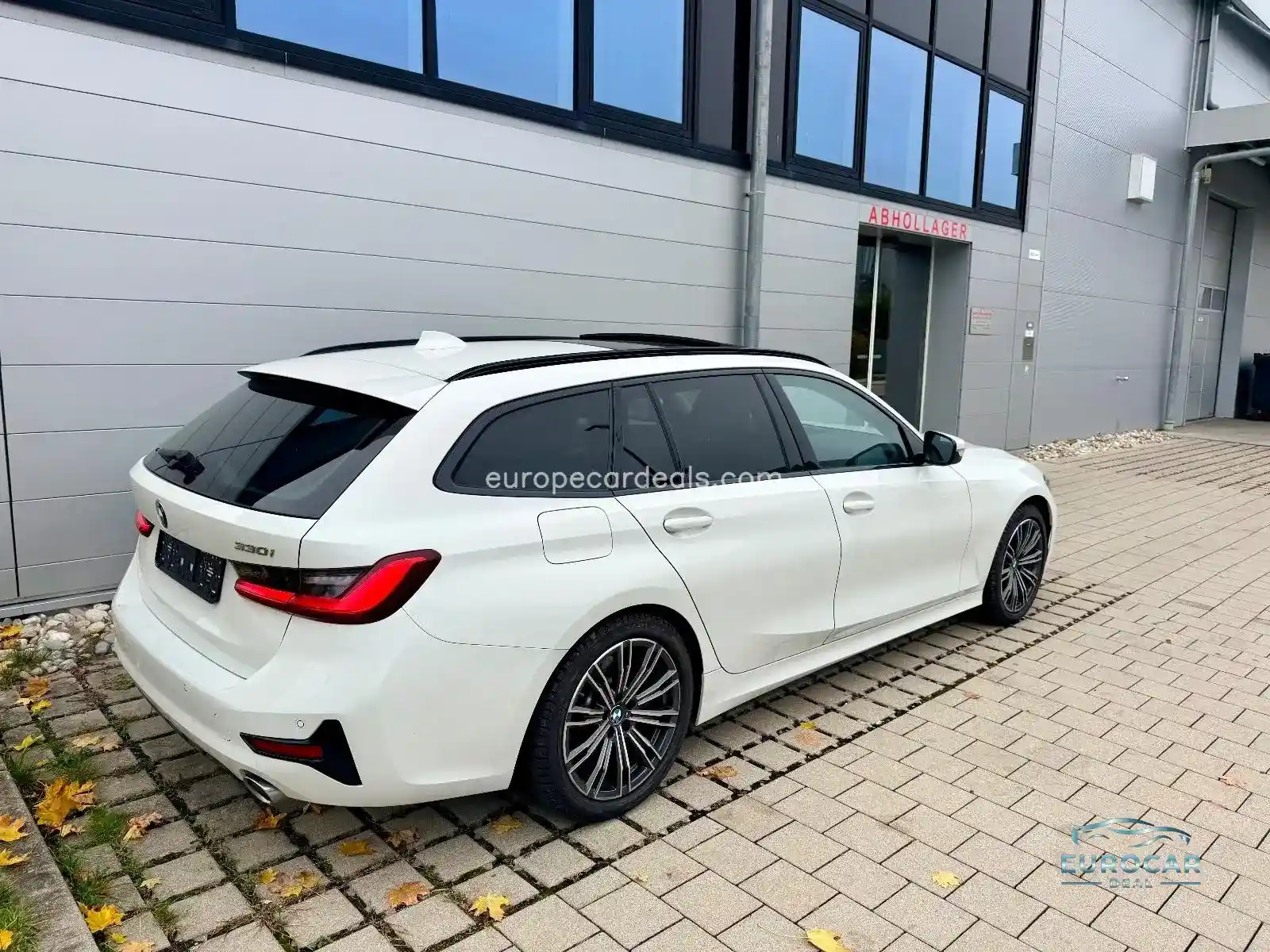 BMW 330