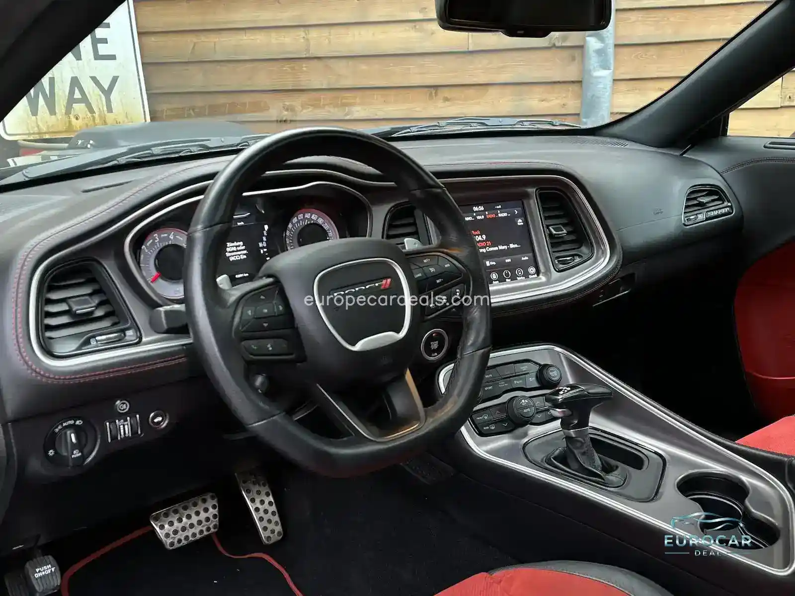 Dodge Challenger